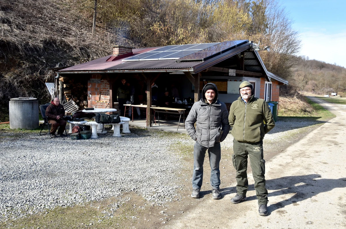 Ribnjaci u Starom Brestovcu puni ribe, a dom otvoren svima