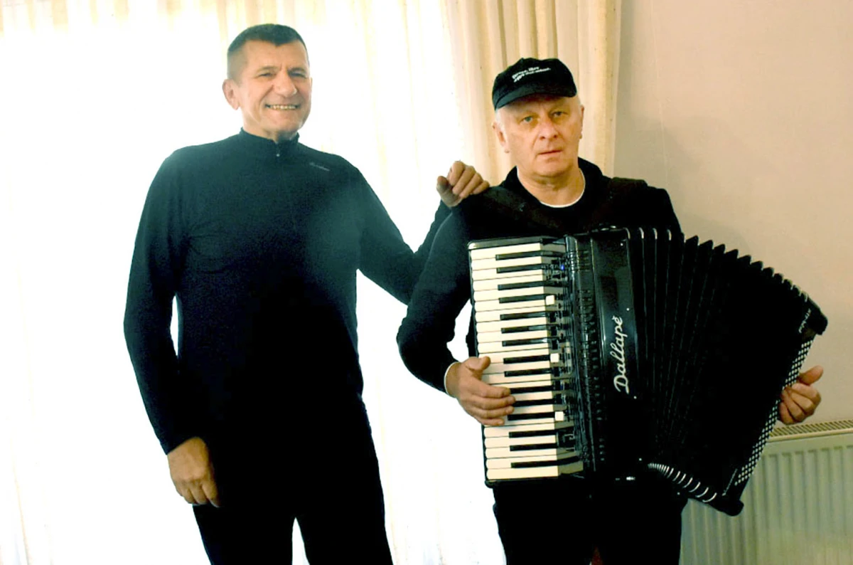 SLAVUJ IZ BEŠINACA OSVOJIO SRCA PUBLIKE: Milan Pavić zaključio najuspješniji nastup Požeštine u showu „Nikad nije kasno“