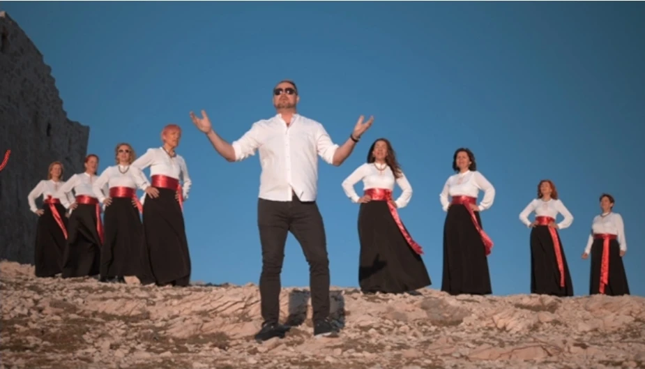 Pjevač Beko vezan uz požeški kraj dobitnik prestižne nagrade za dijasporu