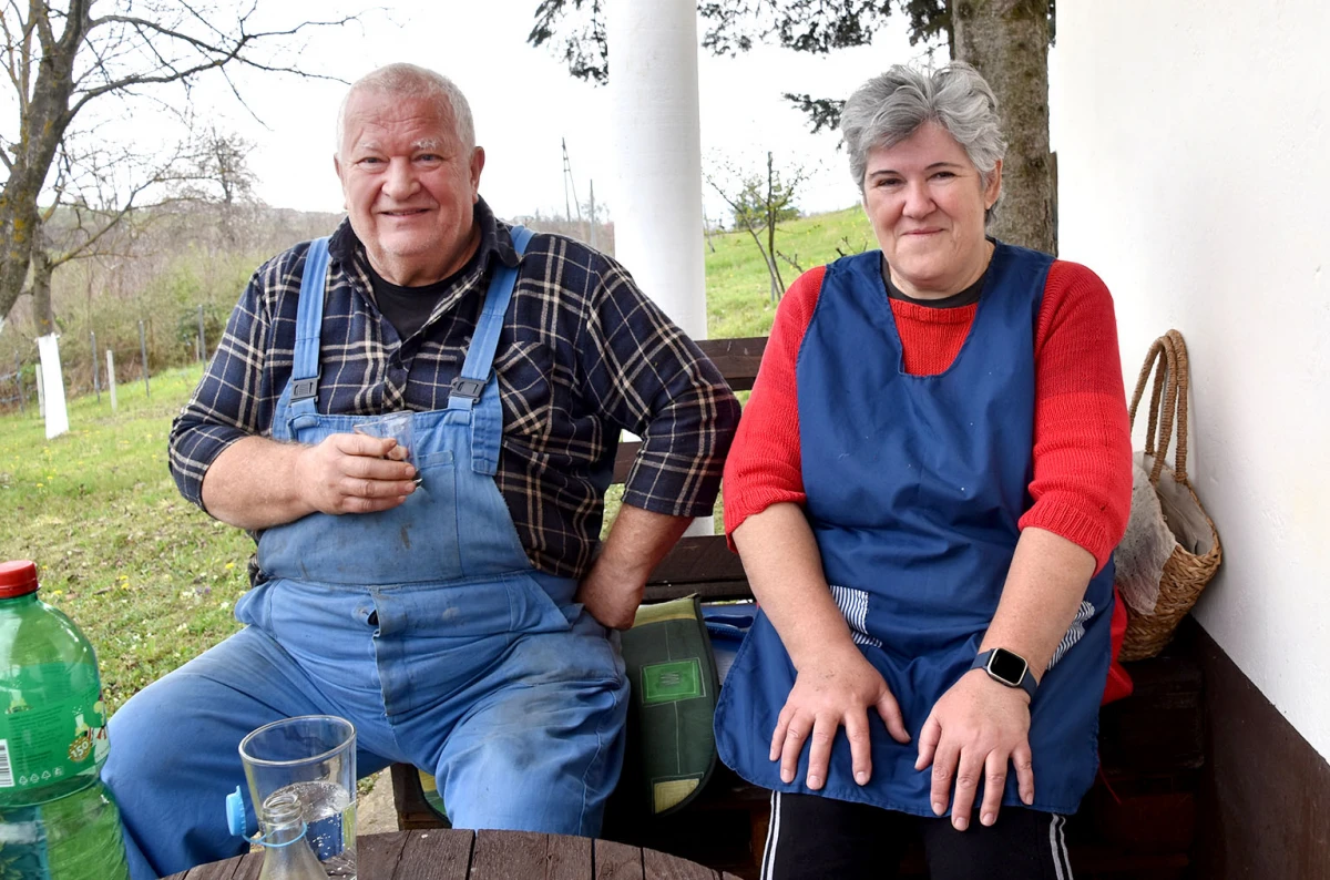IZ GRADA U MIR MIRNE DOLINE: Gordana i Mile Andrijević požeški asfalt zamijenili idilom u Doljancima
