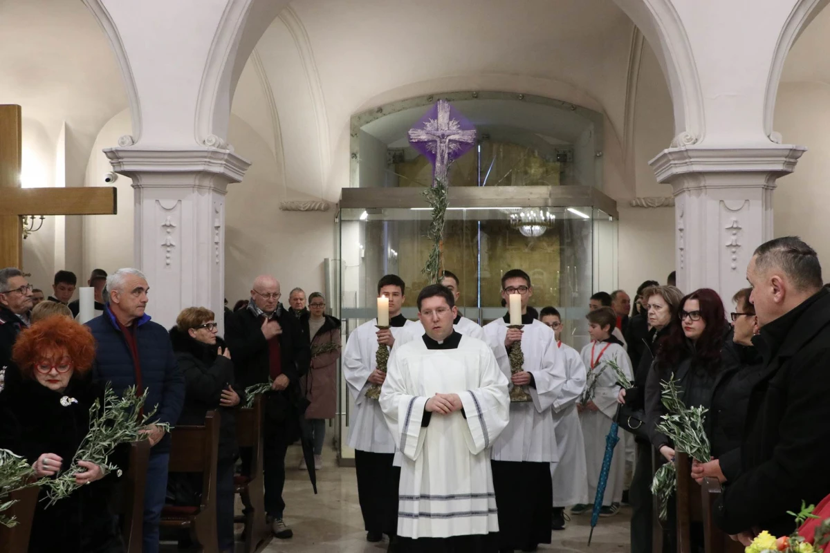 Svečana proslava Nedjelje Muke Gospodnje u požeškoj Katedrali