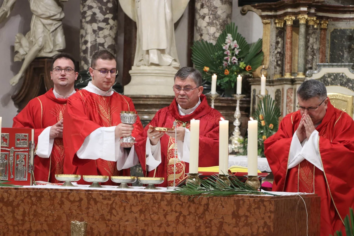 Svečana proslava Nedjelje Muke Gospodnje u požeškoj Katedrali