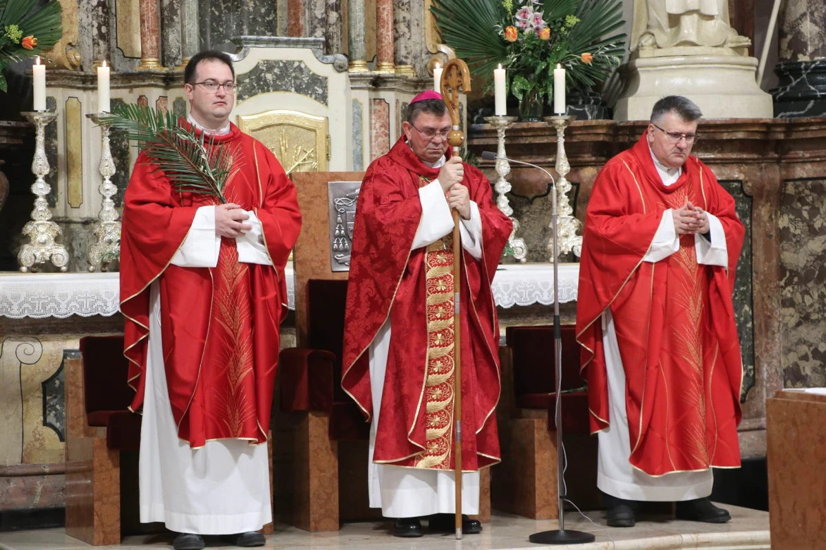 Svečana proslava Nedjelje Muke Gospodnje u požeškoj Katedrali