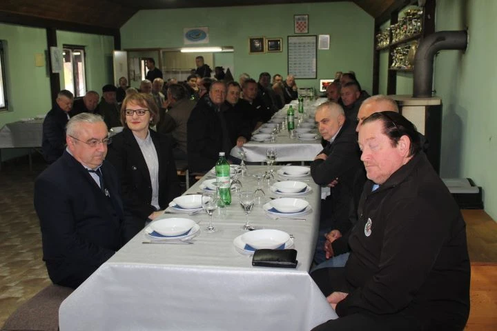 SKUPŠTINA ZARILAČKIH RIBOLOVACA: Dobra suradnja s Gradom Pleternicom i gradskom Turističkom zajednicom