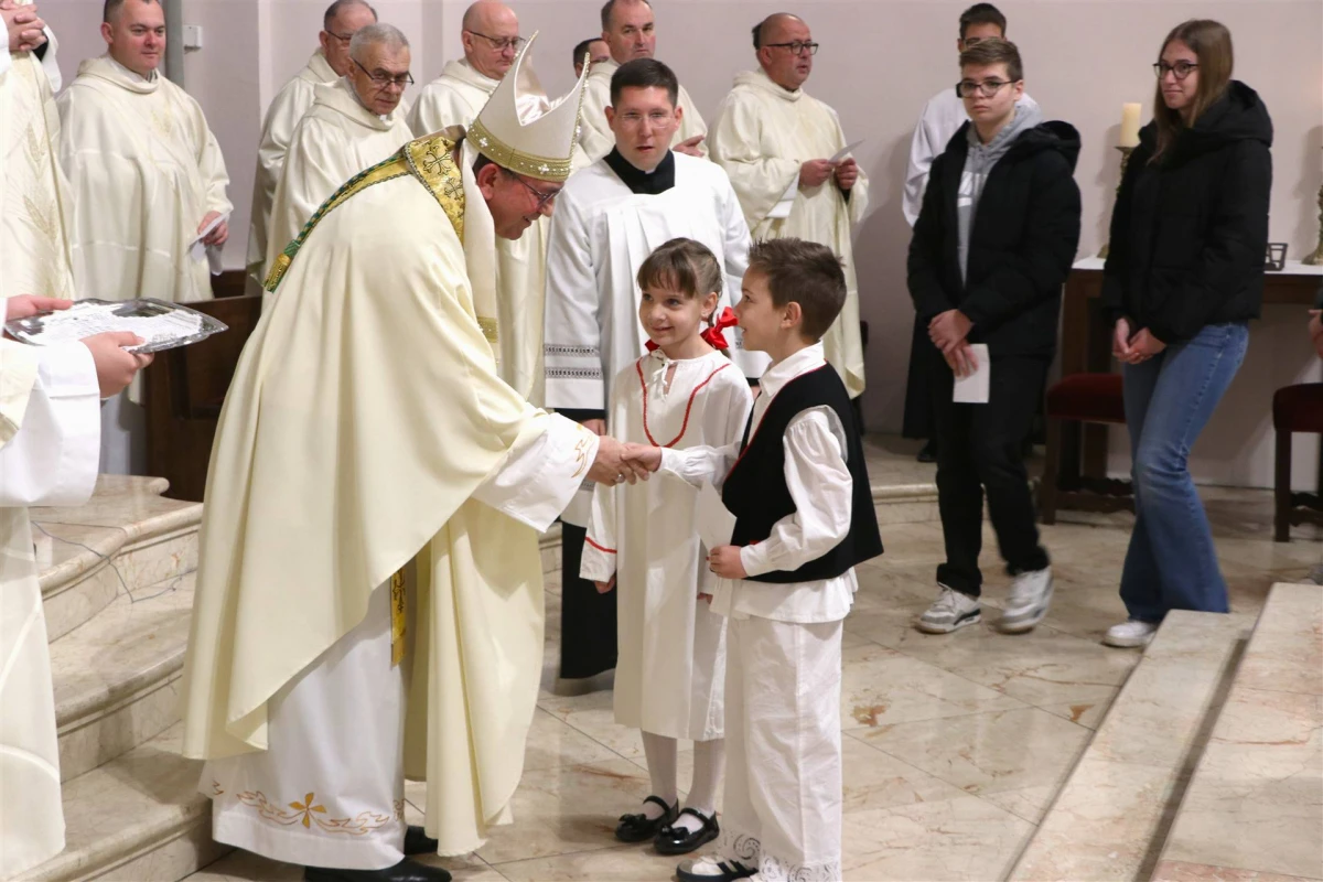 Misa posvete ulja u požeškoj Katedrali