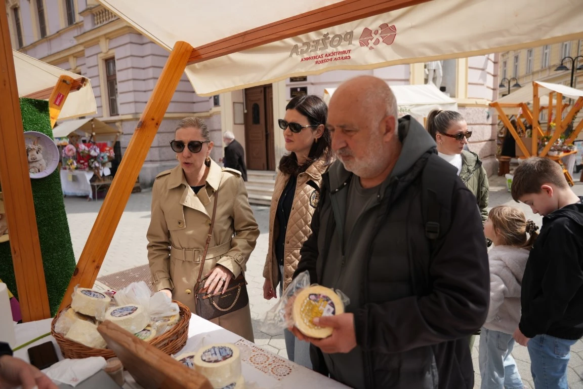 Poznata lica u podjeli girica na Veliki petak