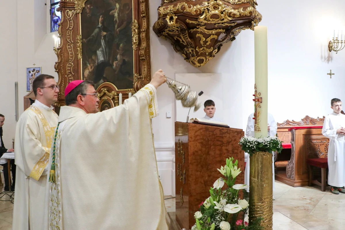 Svetkovina Uskrsnuća Gospodnjega u požeškoj Katedrali