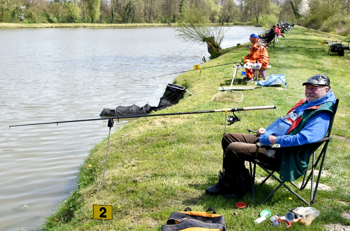 Ribiči uživali u Eminovcima: Mario Dobiš najuspješniji na društvenom natjecanju ŠRU ’Šaran’
