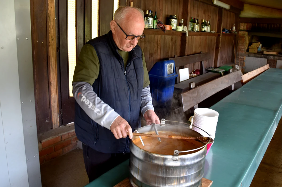 Ribiči uživali u Eminovcima: Mario Dobiš najuspješniji na društvenom natjecanju ŠRU ’Šaran’