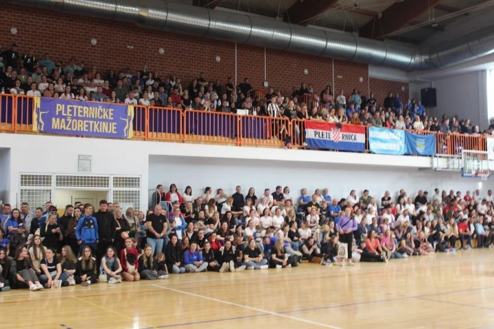 DRŽAVNO PRVENSTVO U MAŽORET PLESU: Uspješan nastup pleterničkih mažoretkinja osvajanjem šest medalja