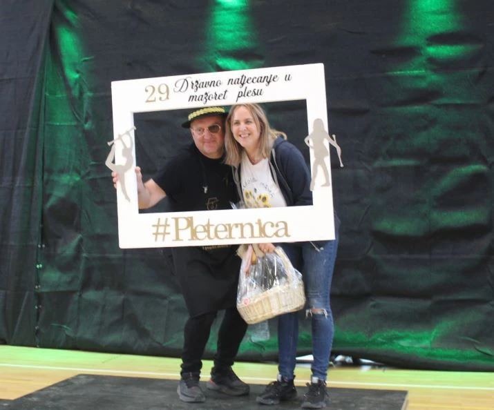 DRŽAVNO PRVENSTVO U MAŽORET PLESU: Uspješan nastup pleterničkih mažoretkinja osvajanjem šest medalja