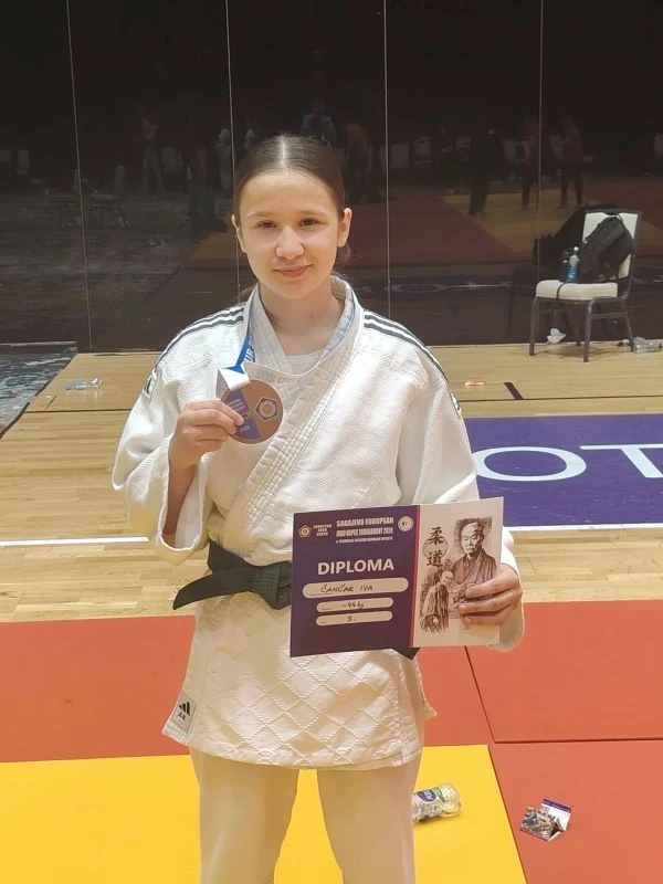 JUDO KLUB SLAVONAC: Dvije medalje na Europskom kupu mladih nada u Sarajevu