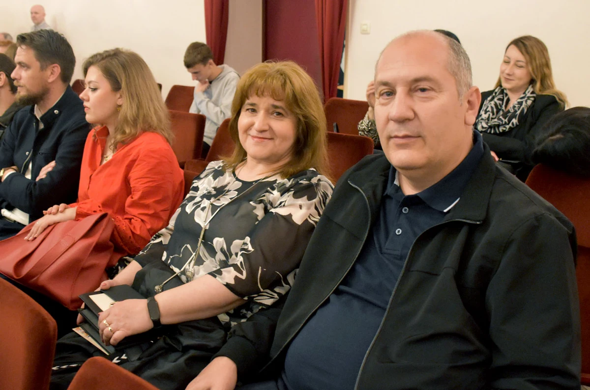 Hit komedija „Pidžama za šestero“ oduševila publiku u Požegi