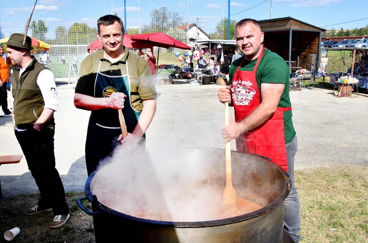Čaglin slavio svoj dan uz pjesmu, gulaš i zajedništvo