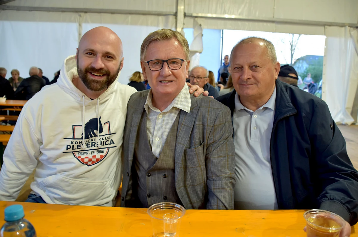 Čaglin slavio svoj dan uz pjesmu, gulaš i zajedništvo