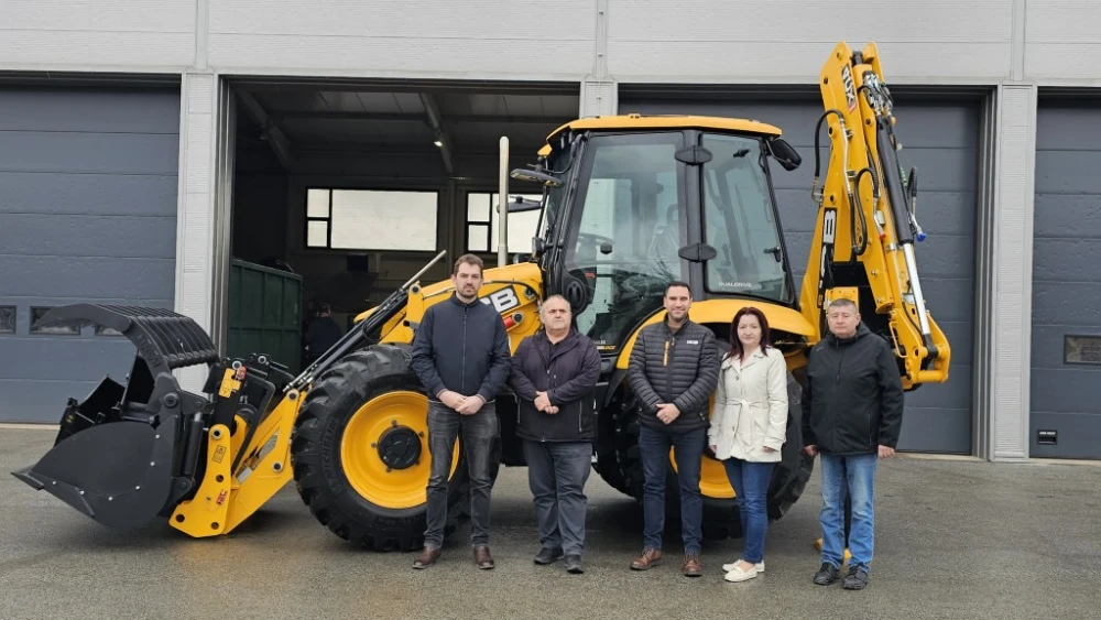 EU sufinanciranje: Komunalac Požega nabavio rovokopač-utovarivač vrijedan više od 130 tisuća eura