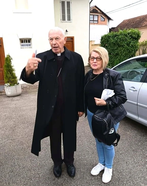 MATICA UMIROVLJENIKA GRADA PLETERNICE: Zanimljiv jednodnevni izlet u Slunj, Karlovac i Krašić