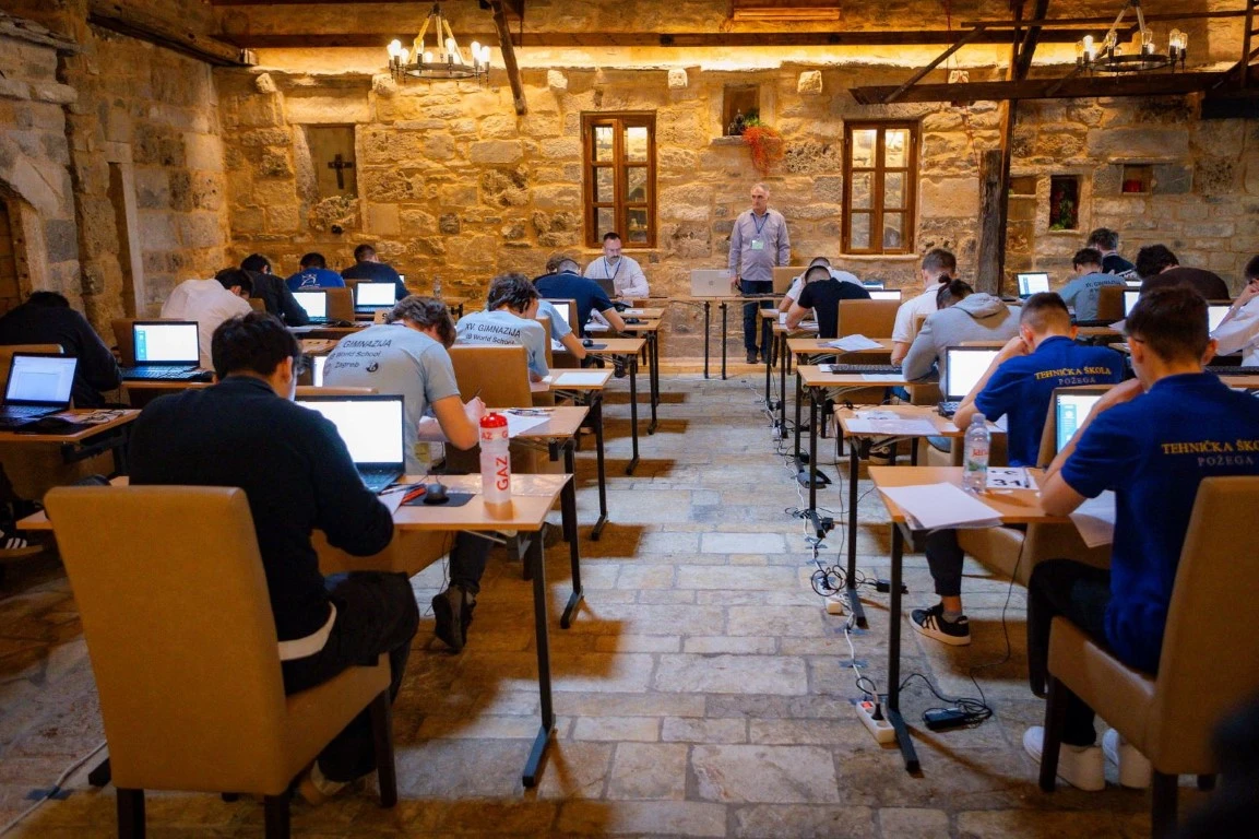 Mladi informatičari iz Požege među najboljima u Hrvatskoj