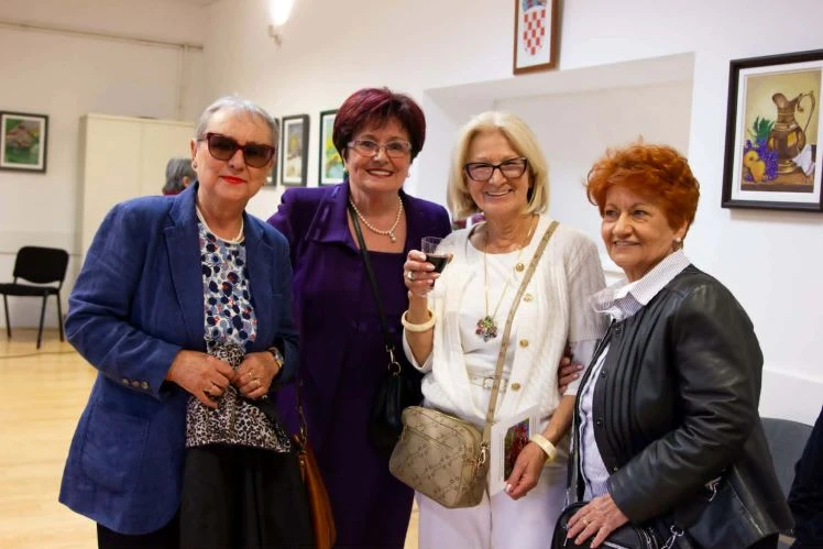 Požežanka Natalija Čerti otvorila izložbu u Zagrebu