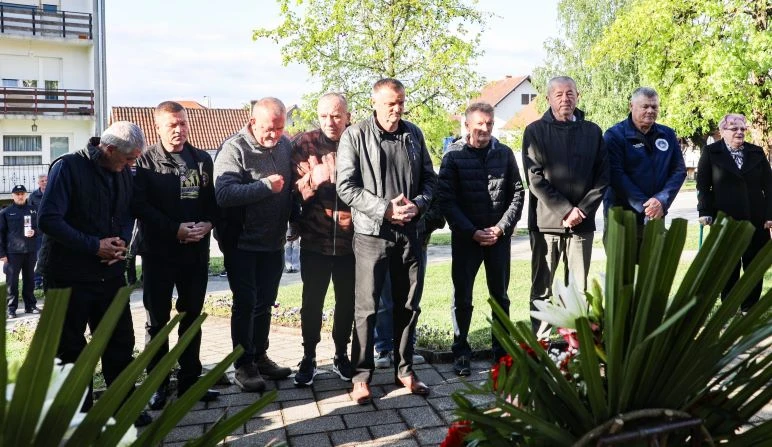 PLETERNICA: Polaganjem vijenaca obilježena 31. obljetnica operacije „Bljesak“