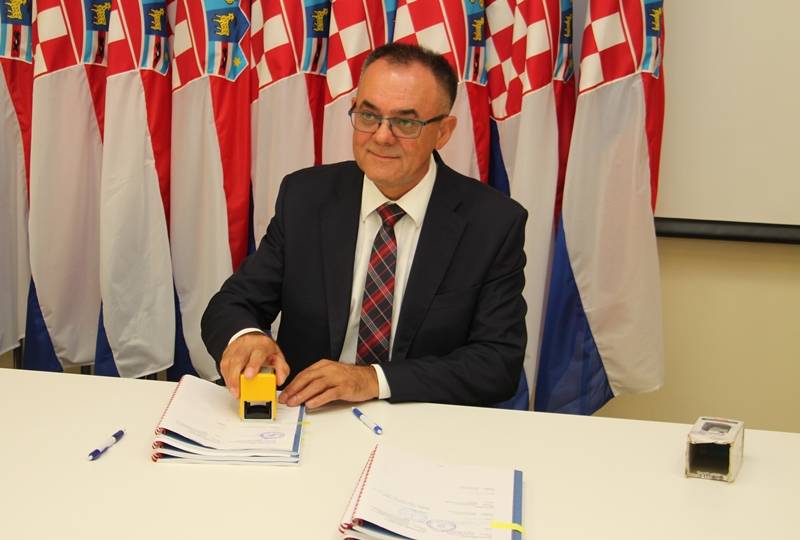 SB Online | Svečano potpisano 5 ugovora o dodjeli bespovratnih sredstava za razvoj Požeško-slavonske županije od 148 mil. kn