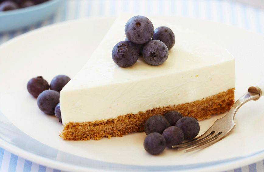 SB Online | Cheesecake s borovnicama: Recept za prefinu tortu sa sirom koja se ne peče