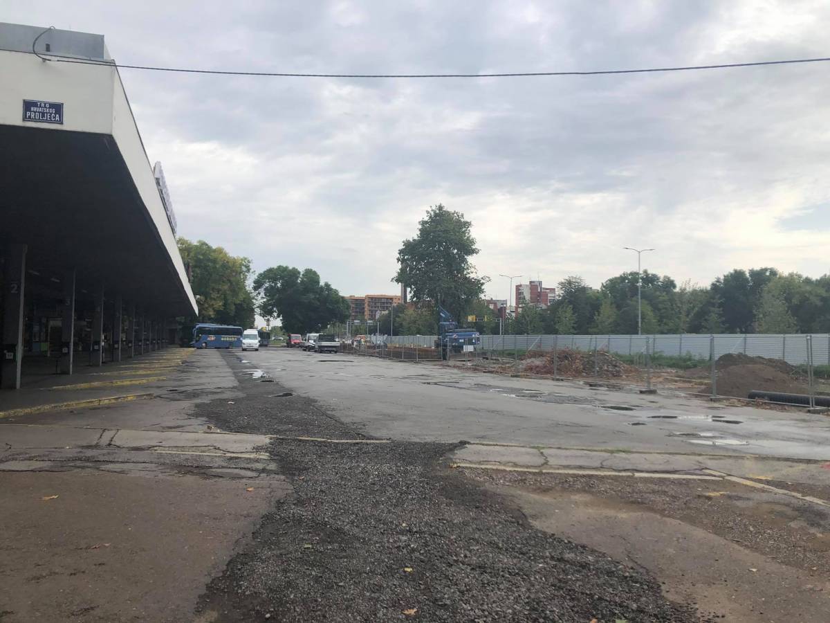 SB Online | DOŠLI SMO DO ODGOVORA: Jesu li radnici napustili gradilište u Slavonskom Brodu?
