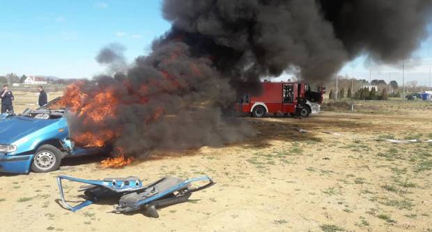 SB Online | Ukrali automobil slavonskobrodskih registracijskih oznaka te ga zapalili u šumi na području Đakova