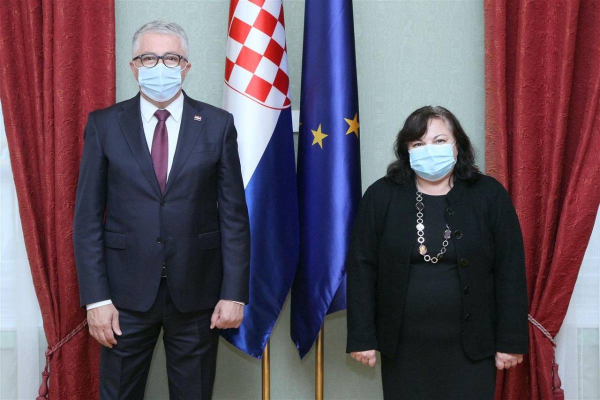 SB Online | Ćosić održao sastanak s veleposlanicom Bugarske, pogledajte o čemu su razgovarali